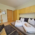 Appartement Near Red Bull Ring 6 Pers Pirkach