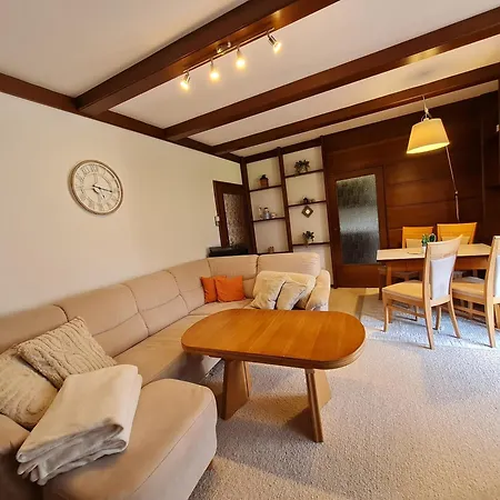 Lägenhet Near Red Bull Ring 6 Pers Pirkach