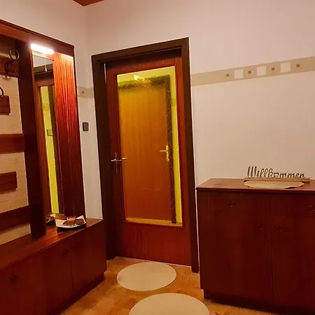 Near Red Bull Ring 6 Pers