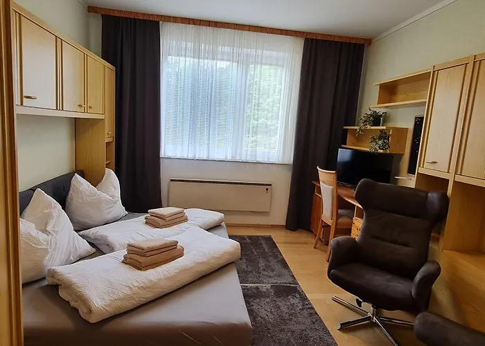 Near Red Bull Ring 6 Pers * Pirkach